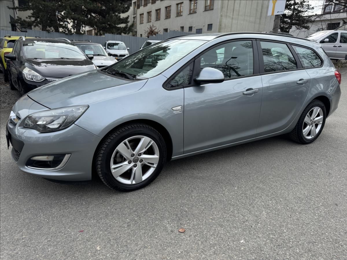 Opel Astra, 1,7 FACELIFT+NOVÉ PNEU. - fotka 3