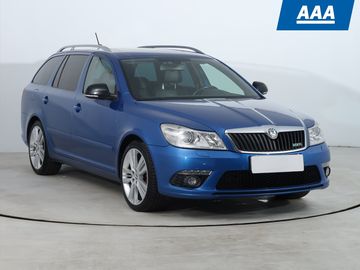 RS 2.0 TSI, Automat, Kůže