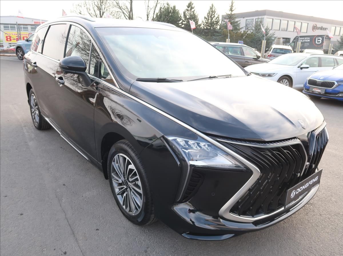 Dongfeng U-Tour, 1,5 T 130 kW ExclusiveFR 7míst - fotka 2