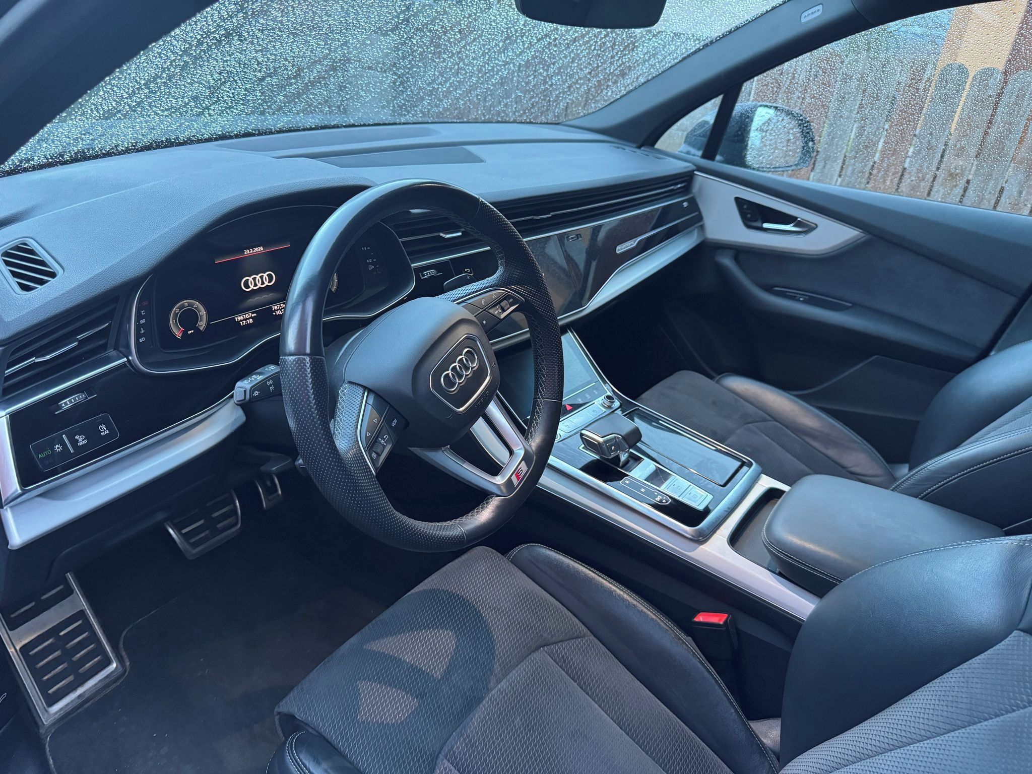 Audi Q7 - fotka 2