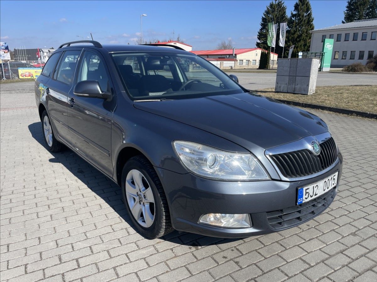 Škoda Octavia, 2,0 TDi 103kw CFH Euro5 - fotka 6