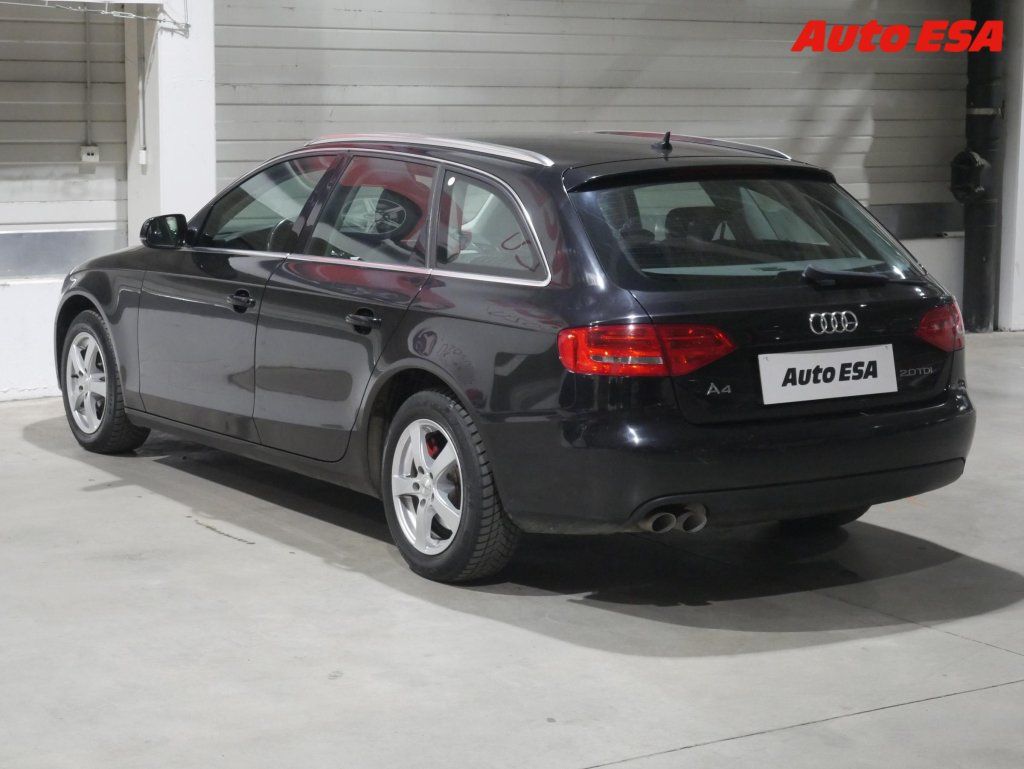 Audi A4, 2.0TDi,autoAC - fotka 6