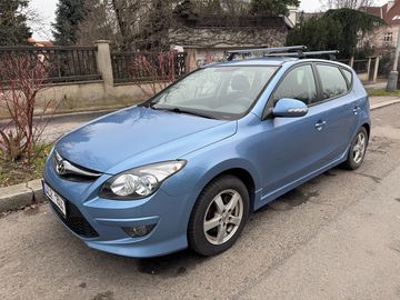Hyundai i30 1.4 CVVT – Jen 83.