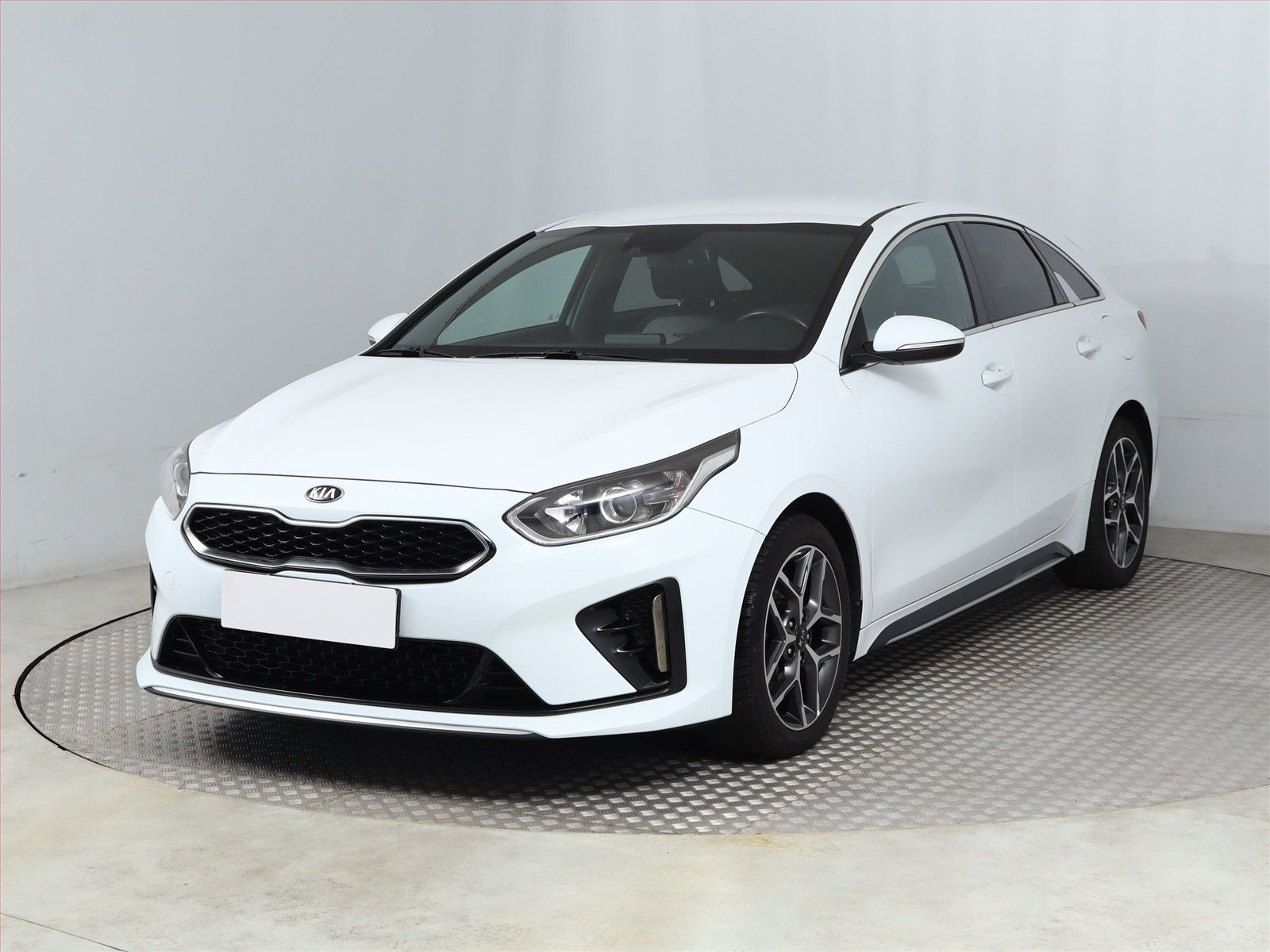 Kia ProCeed, 1.4 T-GDI, GT-Line, Serv.kniha - fotka 2