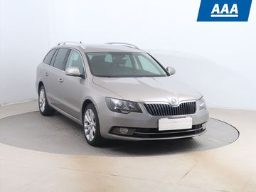 2.0 TDI, Elegance, Kůže, Navi