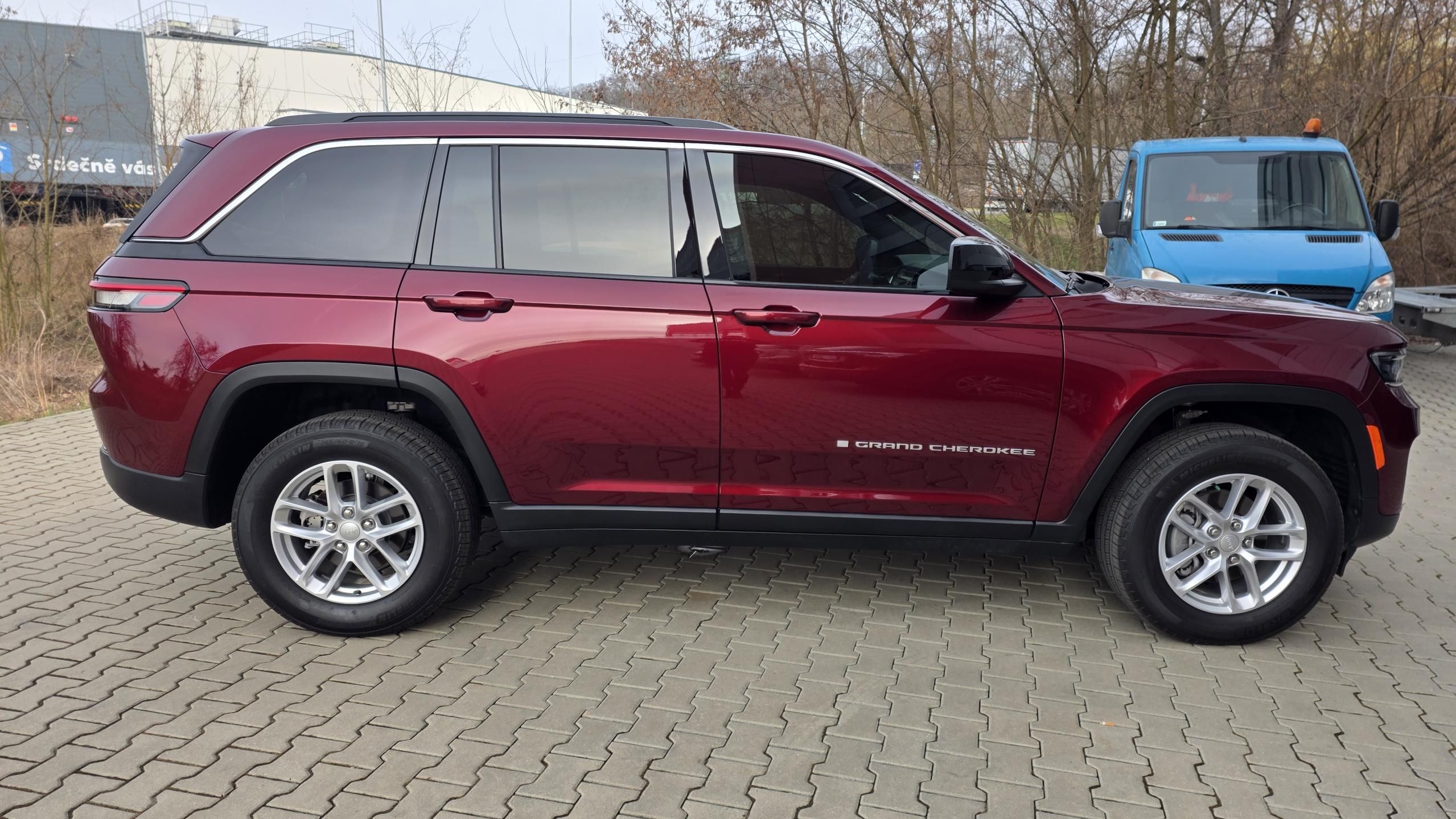 Jeep Grand Cherokee, 3.7 V6 AUT NEW CAR - fotka 3