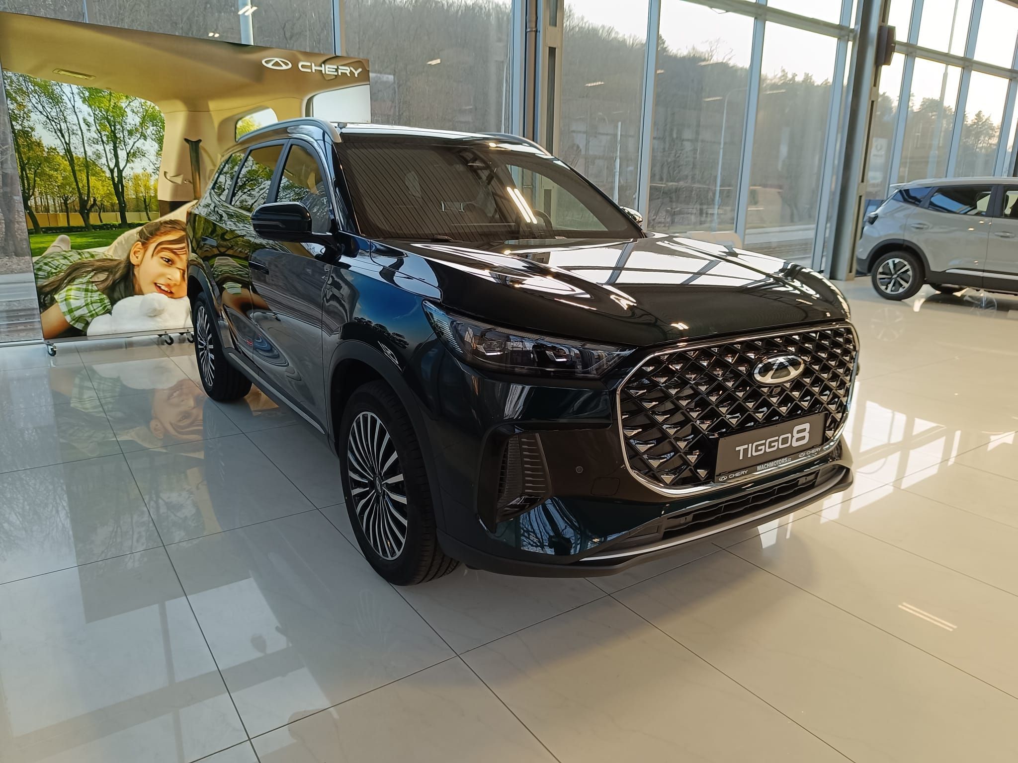 Chery Tiggo 8, UNIQUE 1.6 TGDI