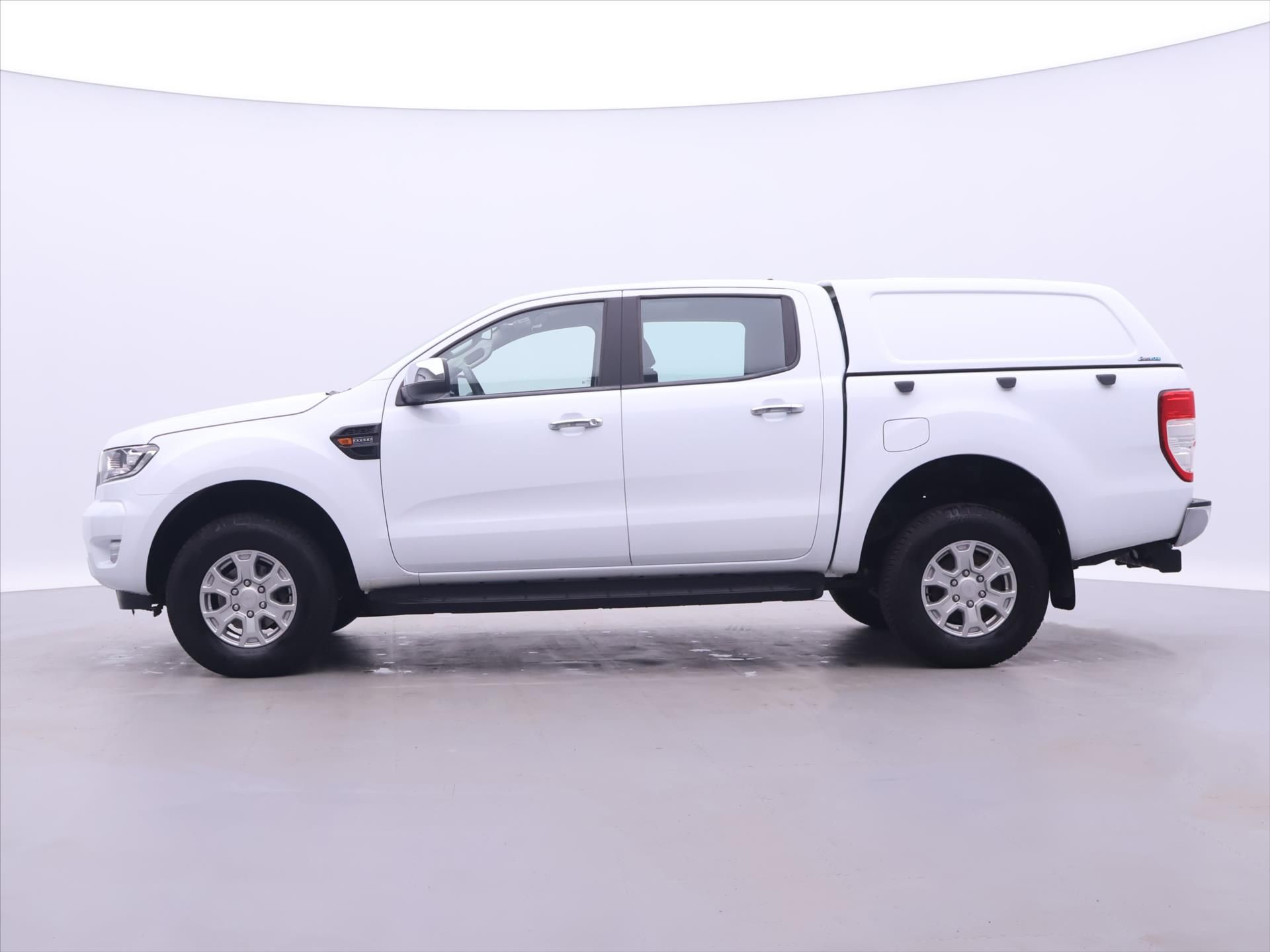 Ford Ranger, 2,0 TDCi 125kW XLT CZ DPH Tažn - fotka 4