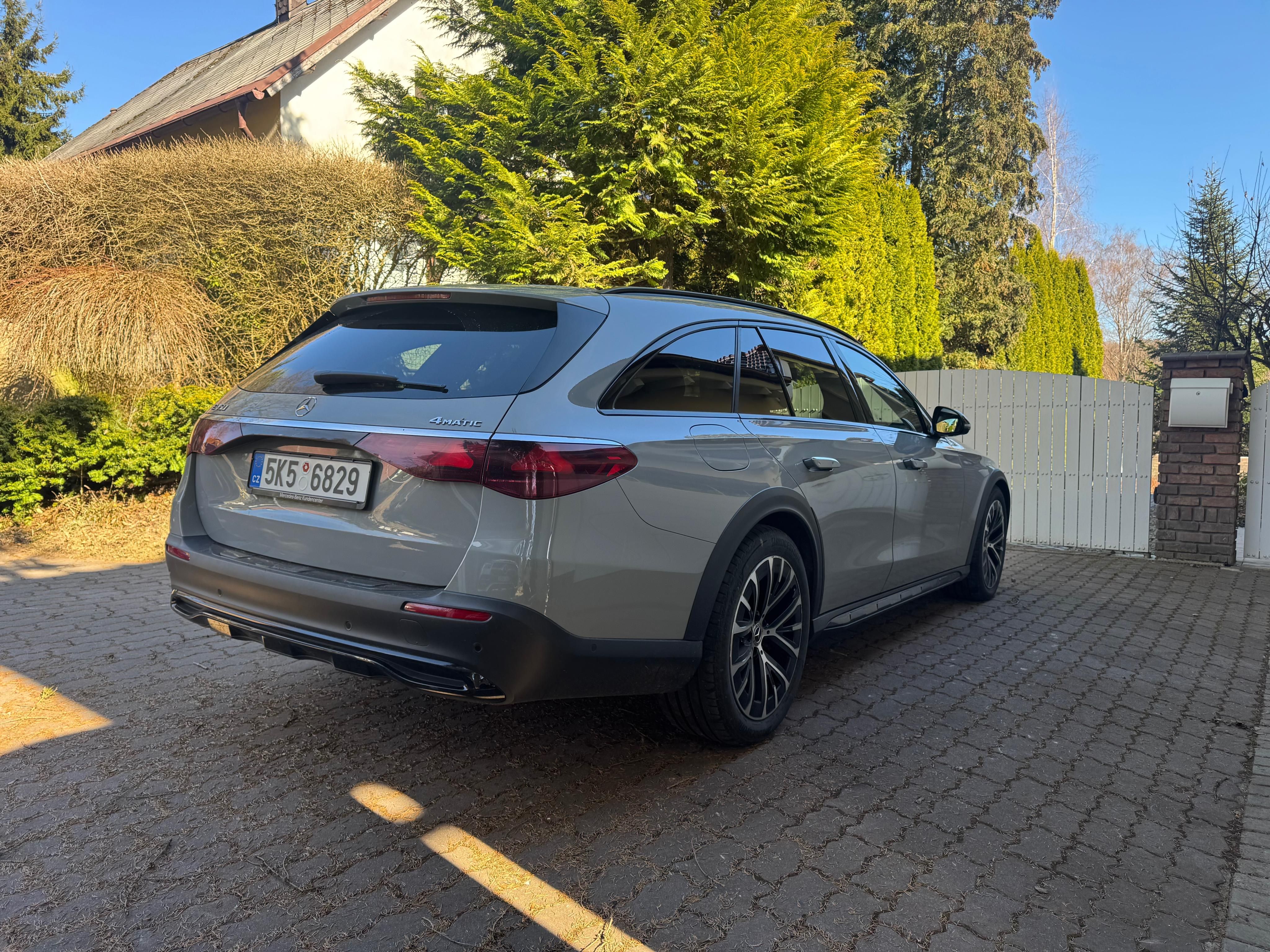 Mercedes-Benz Třídy E, MB E450 All Terrain DPH Zár 28 - fotka 6