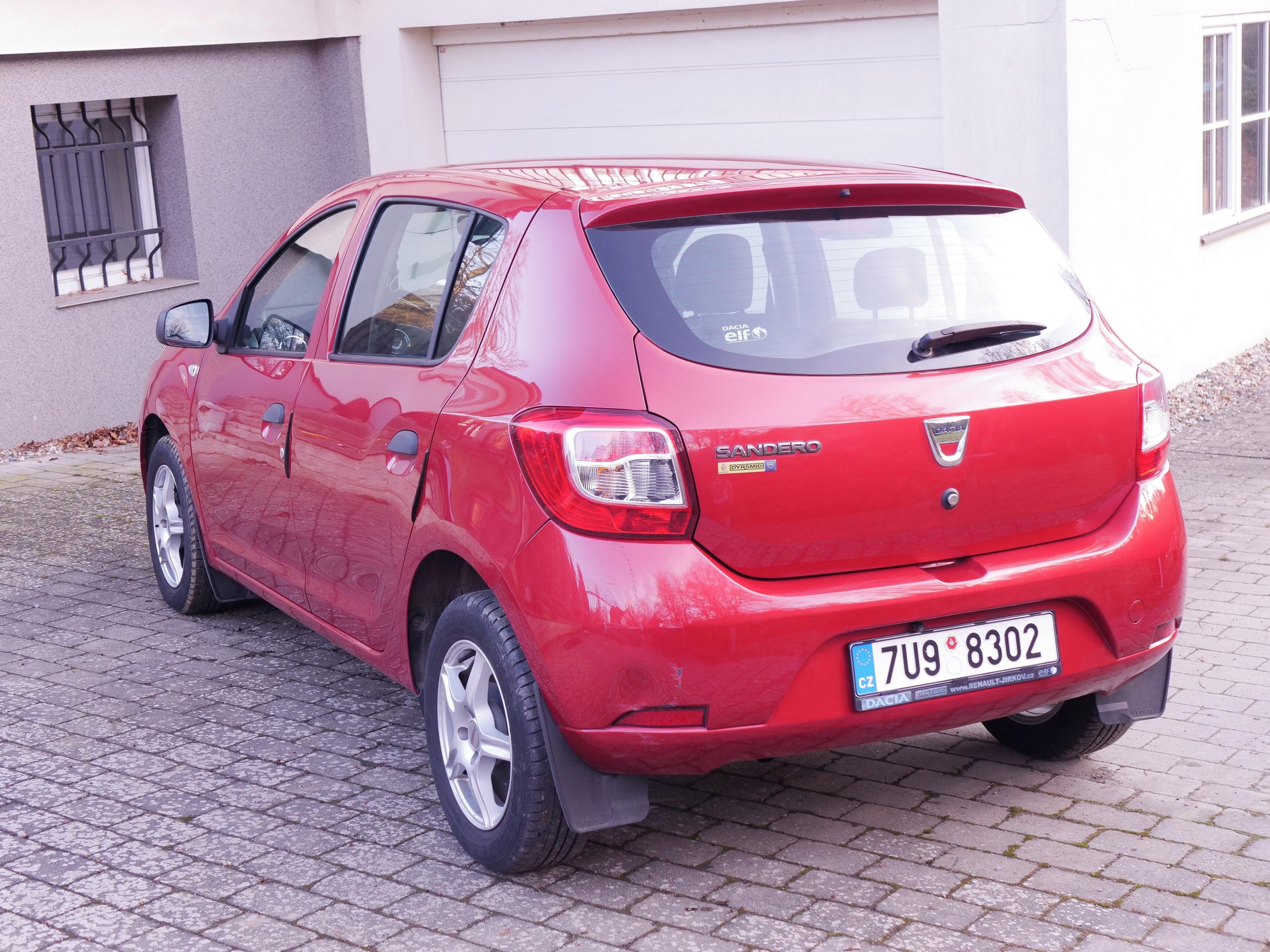Dacia Sandero, Dacia Sandero 1.2tsi 2015 - fotka 5
