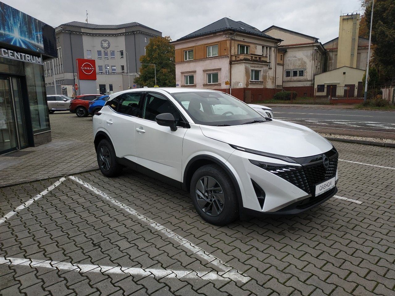 Nissan Qashqai, 1.3mHEV,2WD,MT,Acenta, SKLADEM - fotka 3