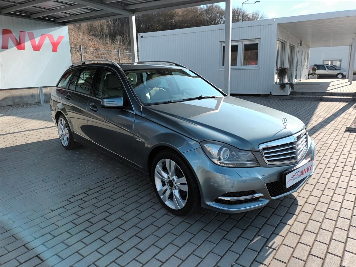 Mercedes-Benz Třídy C, 2,1 200CDI,100KW,ELEGANCE, - fotka 3