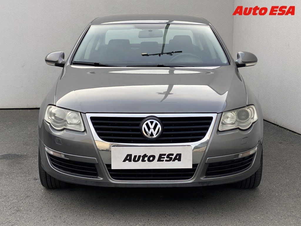 Volkswagen Passat, 2.0TDi,ČR,TZ,xenon - fotka 2