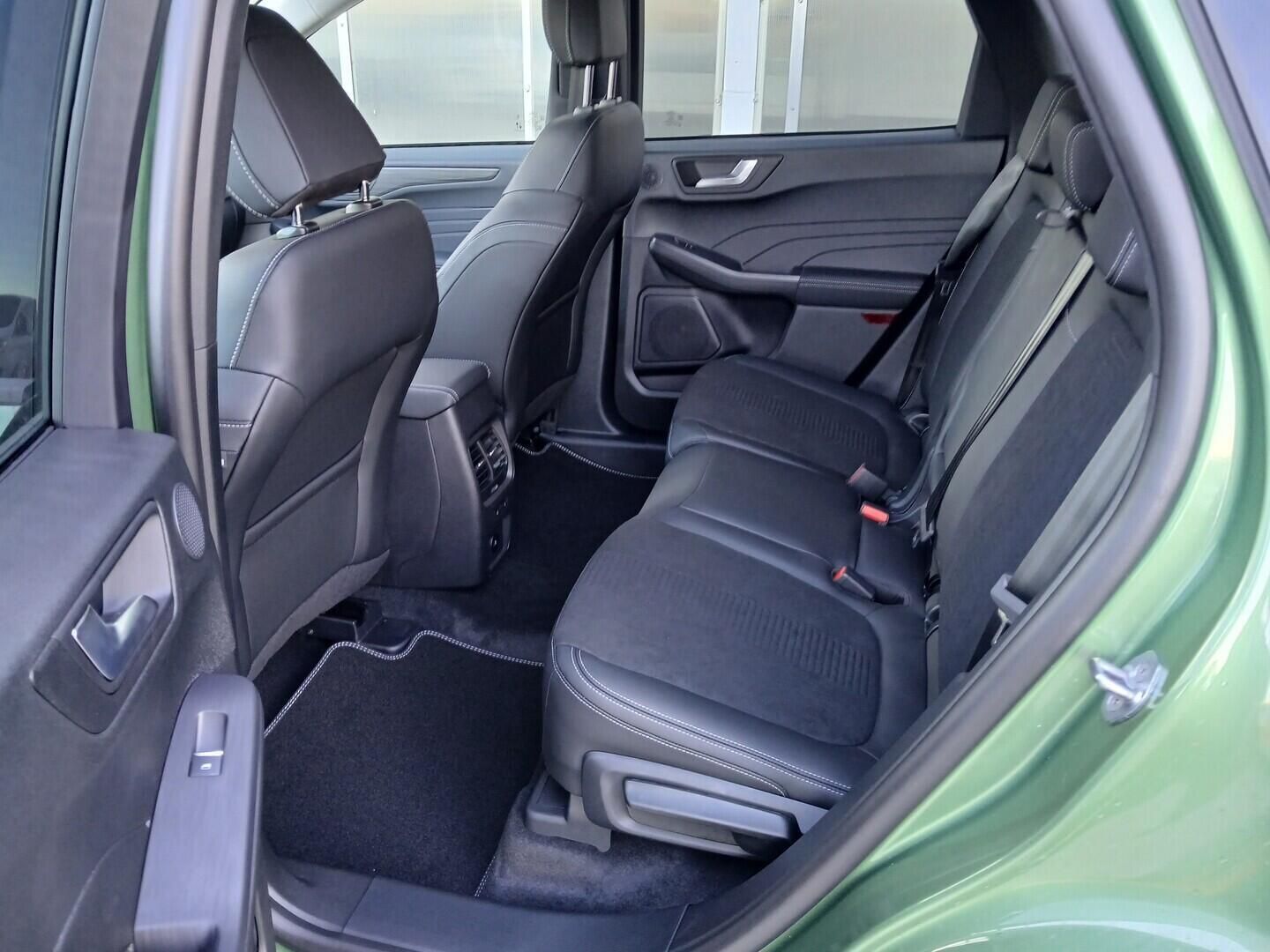 Ford Kuga, 5D 2,5 Duratec Hybrid (PHEV) 1 - fotka 5