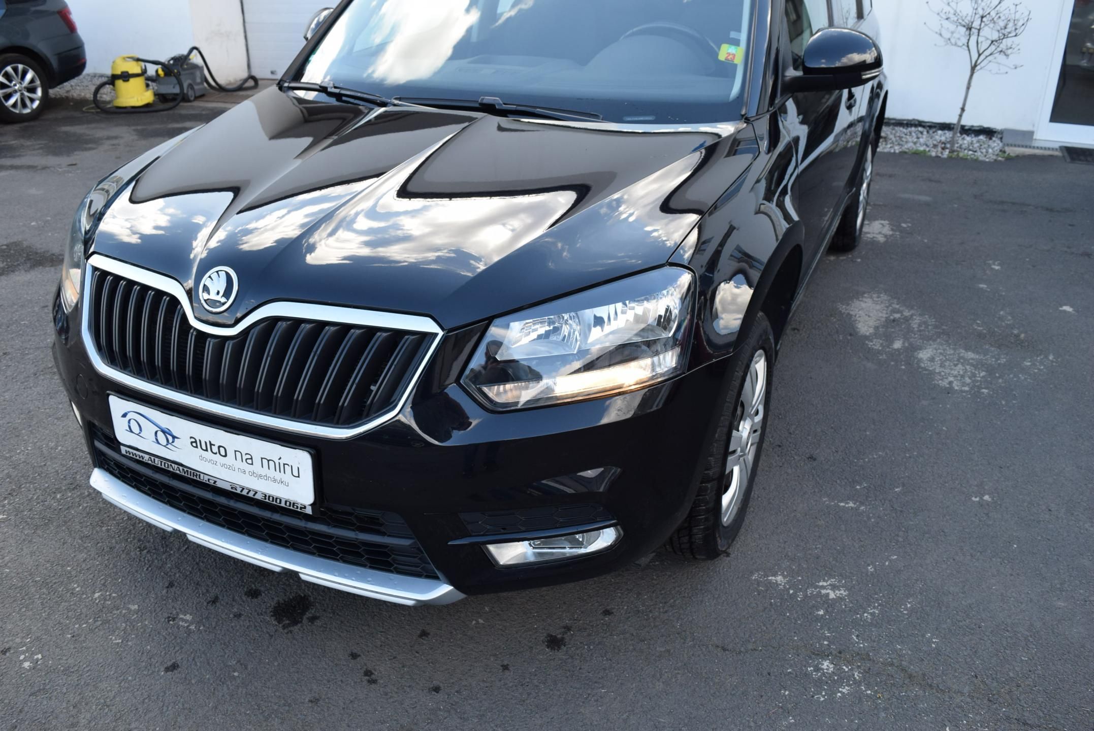 Škoda Yeti, 1.2TSI 81kw ACTIVE VÝHŘEV SED. - fotka 2