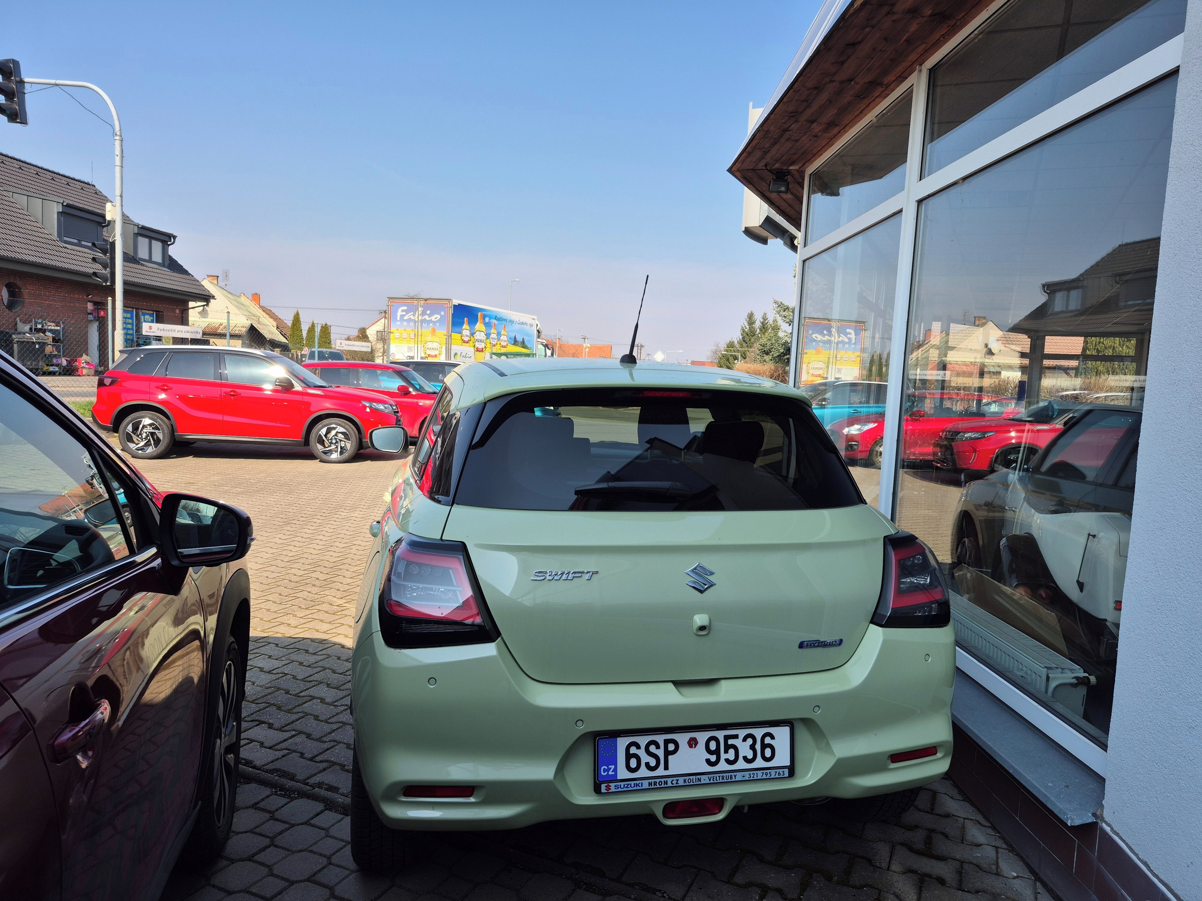 Suzuki Swift, Premium 4x4 AllGrip - fotka 4