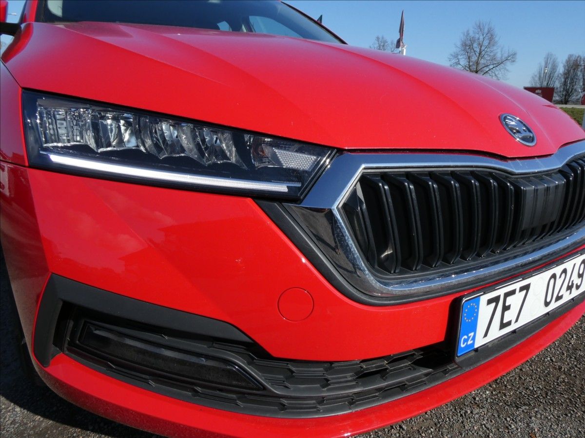 Škoda Octavia, 2,0 TDI 110kW DSG Ambition,DPH - fotka 3