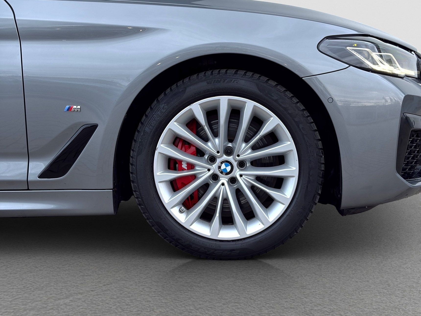 BMW Řada 5 - fotka 4
