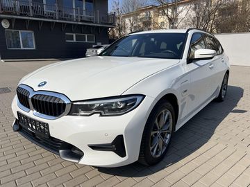 330e Sport line kamera