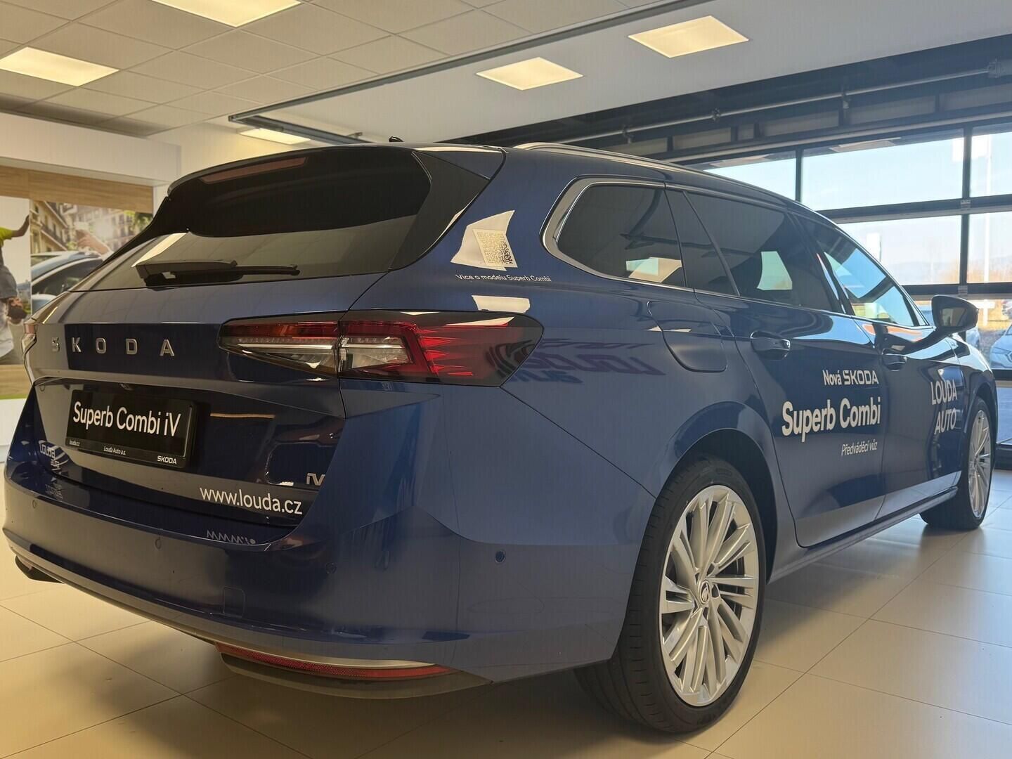 Škoda Superb, Combi  L&K  1,5 TSI 150 kW - fotka 5