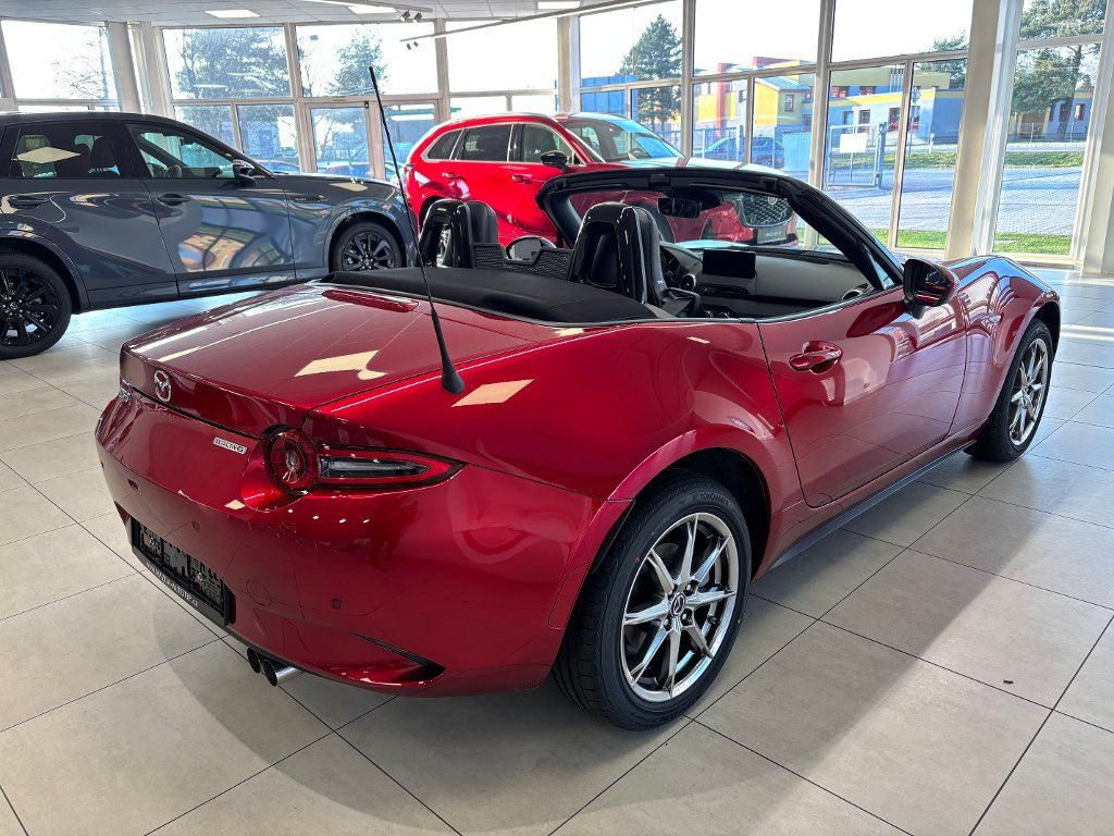 Mazda MX-5, SOFT TOP 1,5sky-G 132k Exclusi - fotka 4