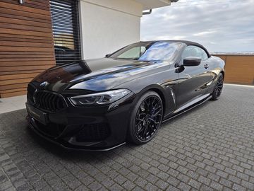 M850i xDrive Cabrio ČR 1m MAX