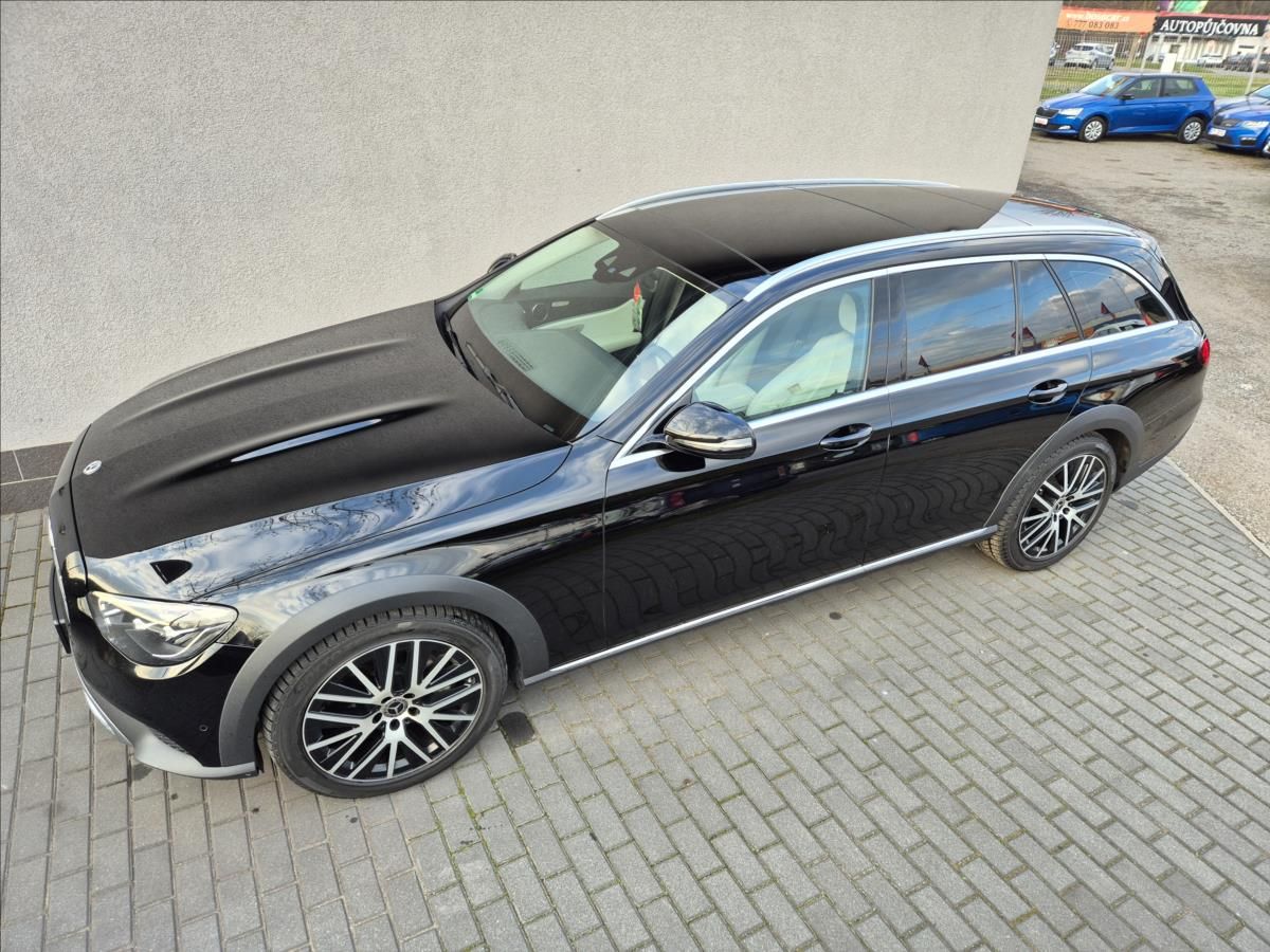 Mercedes-Benz Třídy E, 3,0 400d All-Terrain 4MATIC - fotka 2