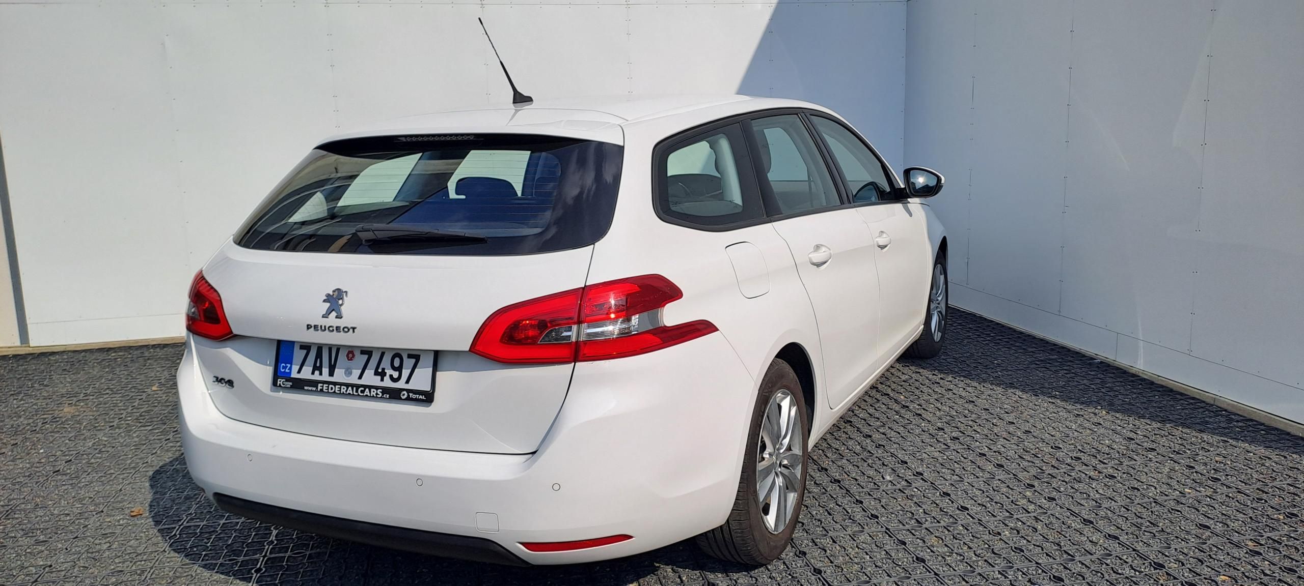 Peugeot 308, SW ACTIVE 1.2 PureTech 110 MAN - fotka 5