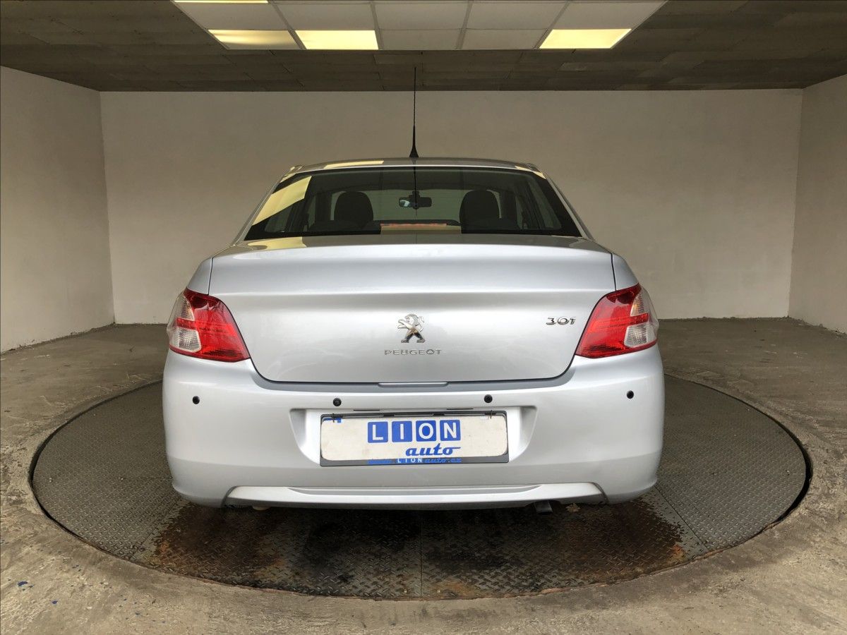 Peugeot 301, 1,6 16V - fotka 6