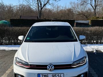 VW Polo GTI 2.0 TSI DSG