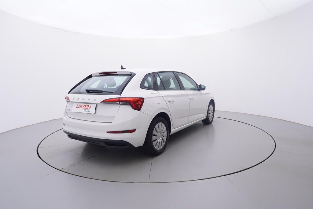 Škoda Scala, Ambition 1.0 TSI 70 kW - fotka 5