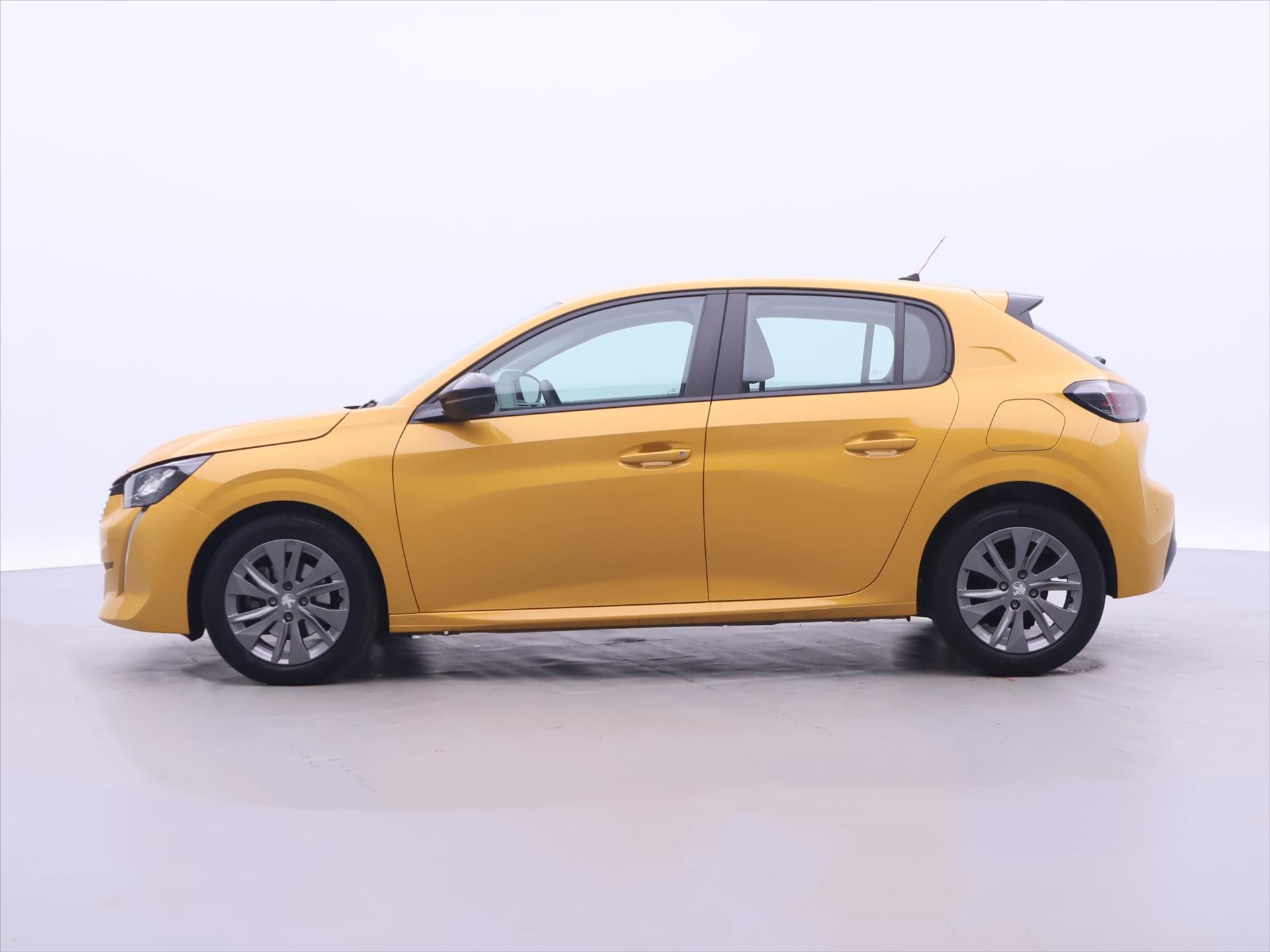 Peugeot 208, 1,2 Pure Tech 74 kW Allure - fotka 4