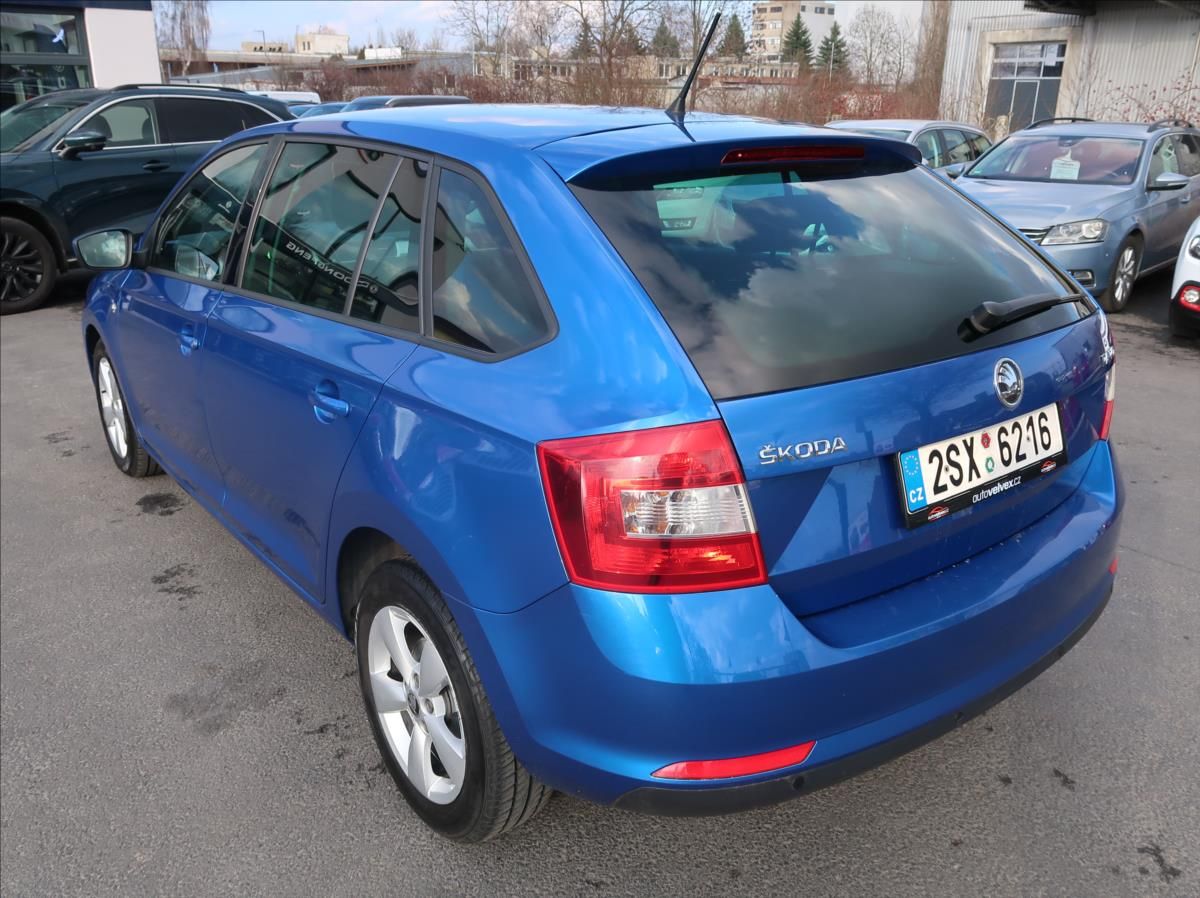 Škoda Rapid, 1,6 TDi,66kW,DSG,NovéČR,Klima - fotka 4
