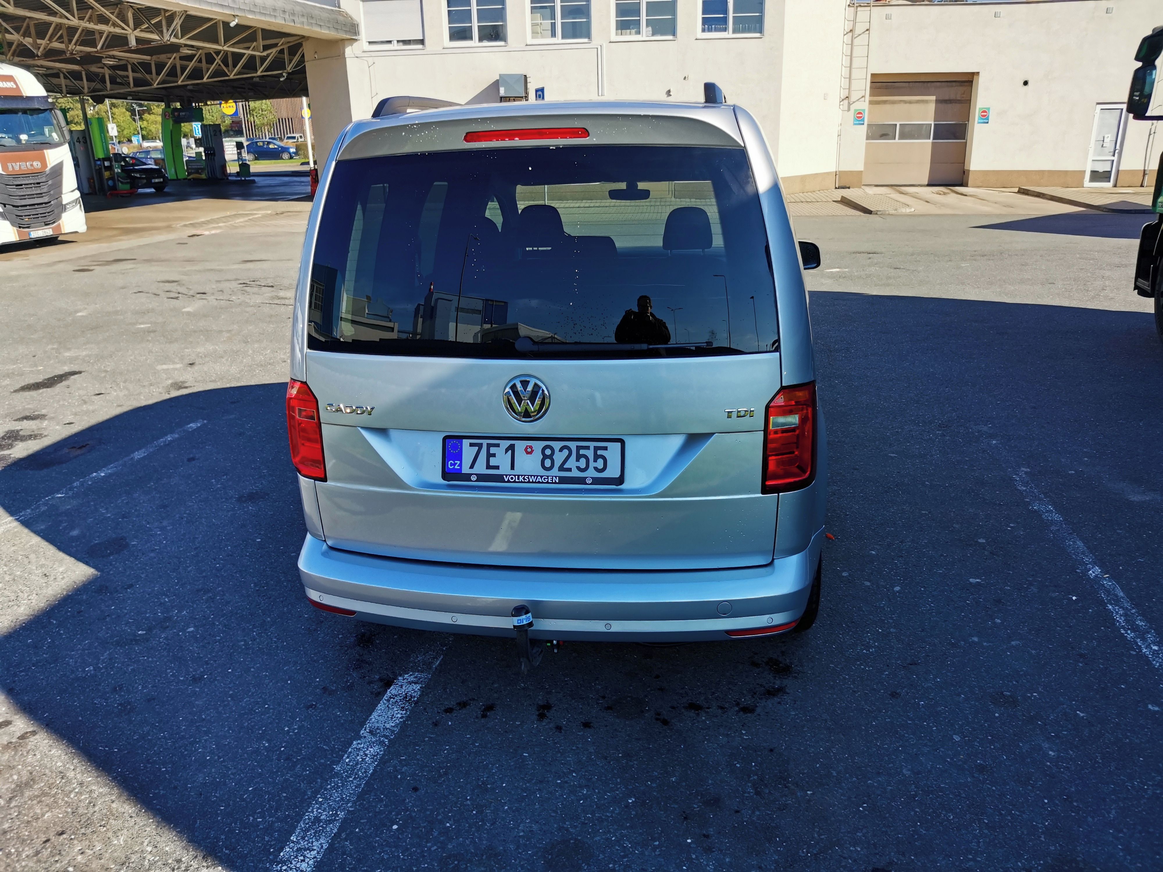 Volkswagen Caddy, 2.0 TDI 75kW - Krásný - fotka 4
