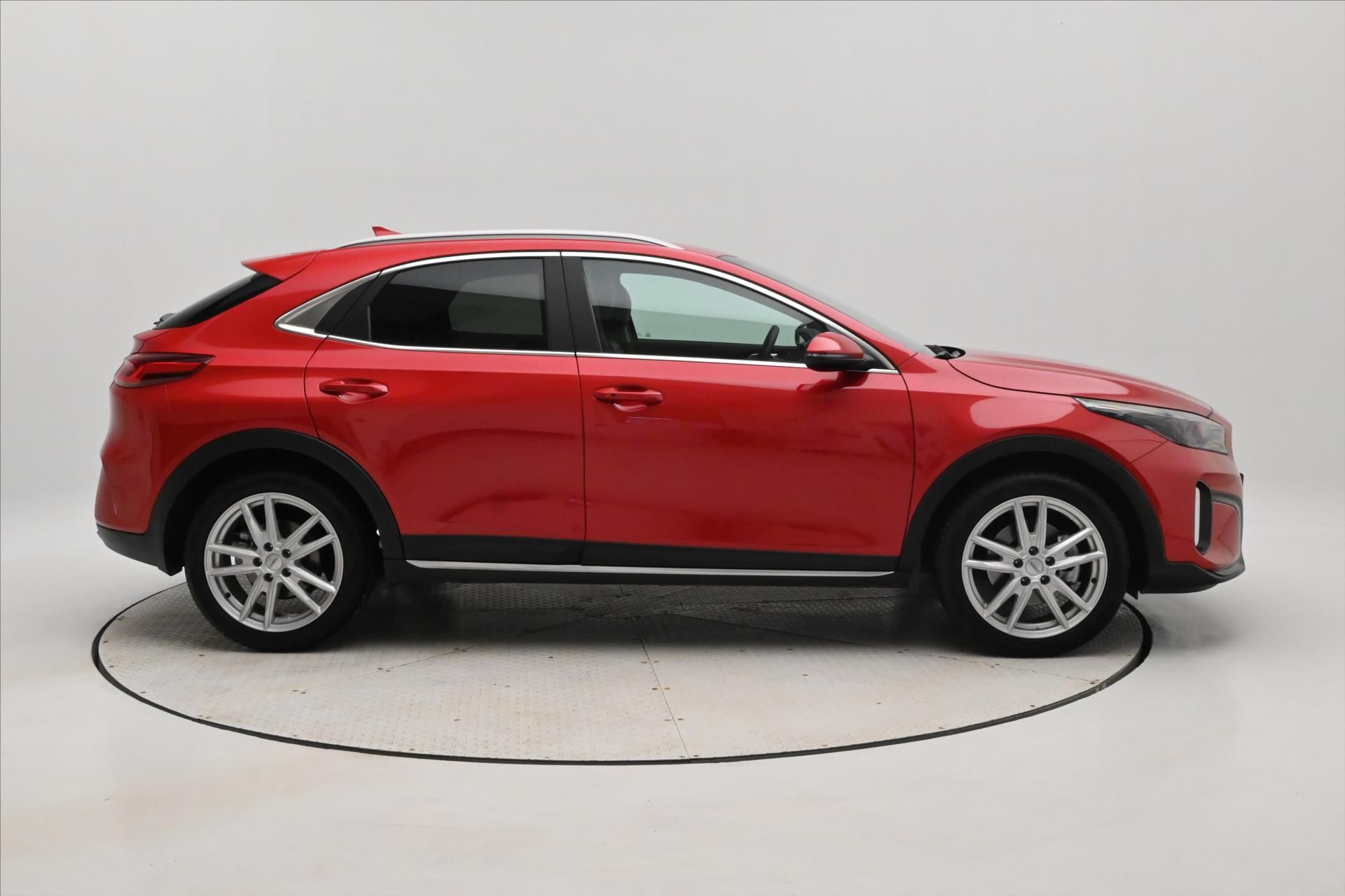Kia XCee´d, 1,5 T-GDi 117kW Exclusiv Záruk - fotka 4