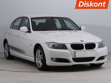 318 d, Automatická klima
