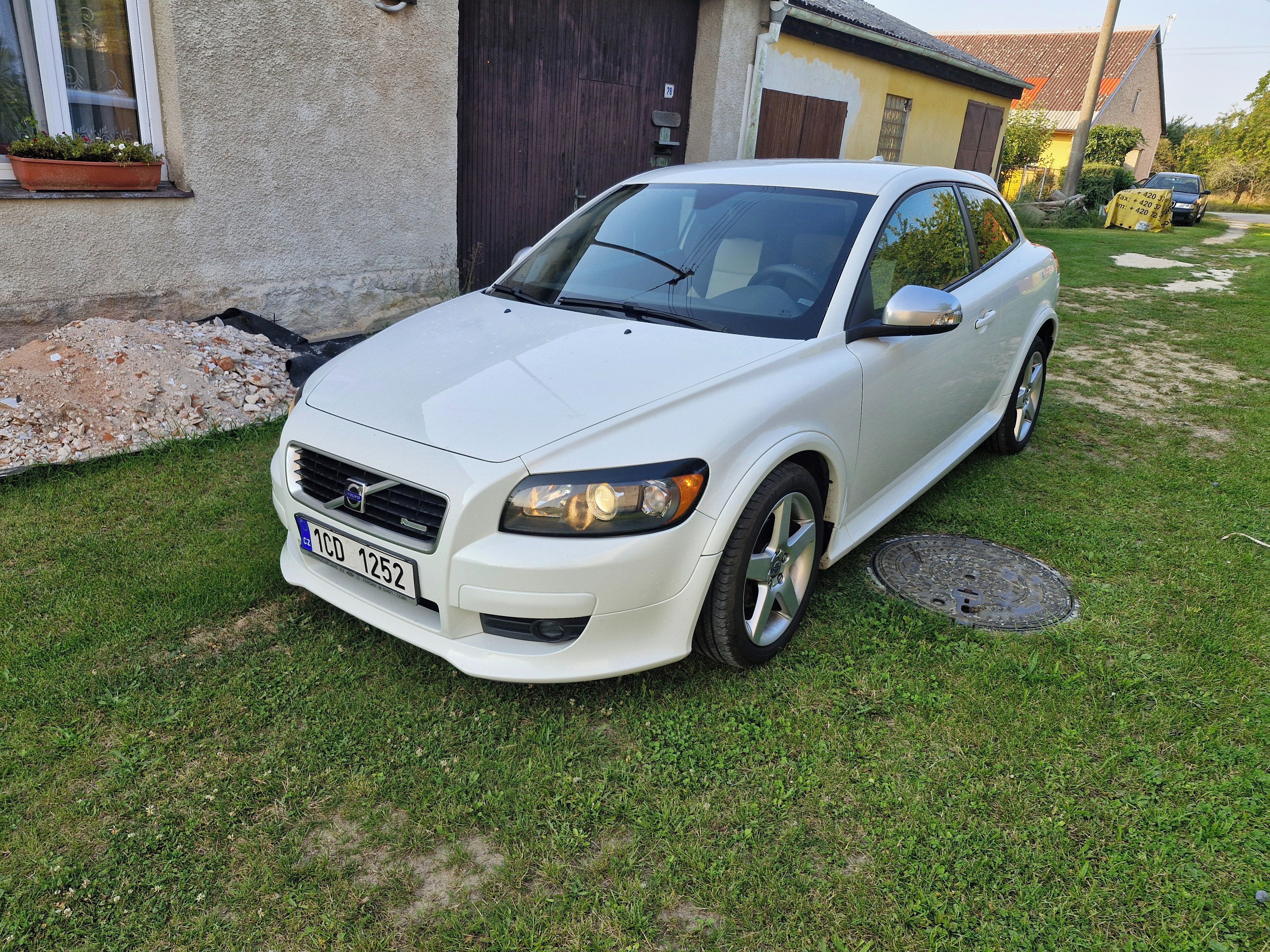 Volvo C30, Volvo C30 1.6 benzin R design - fotka 5