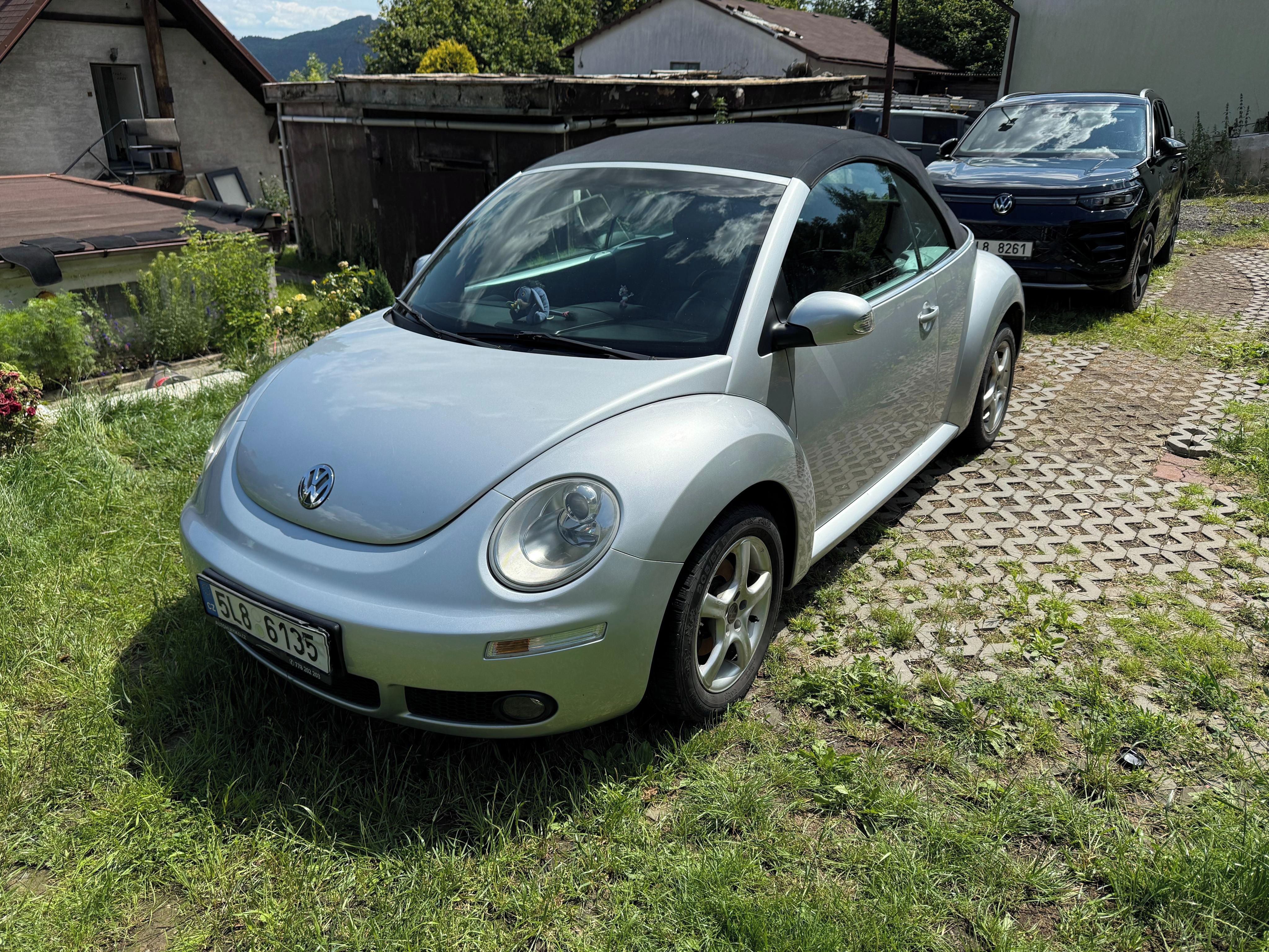 Volkswagen New Beetle, Cabrio, Garážováno
