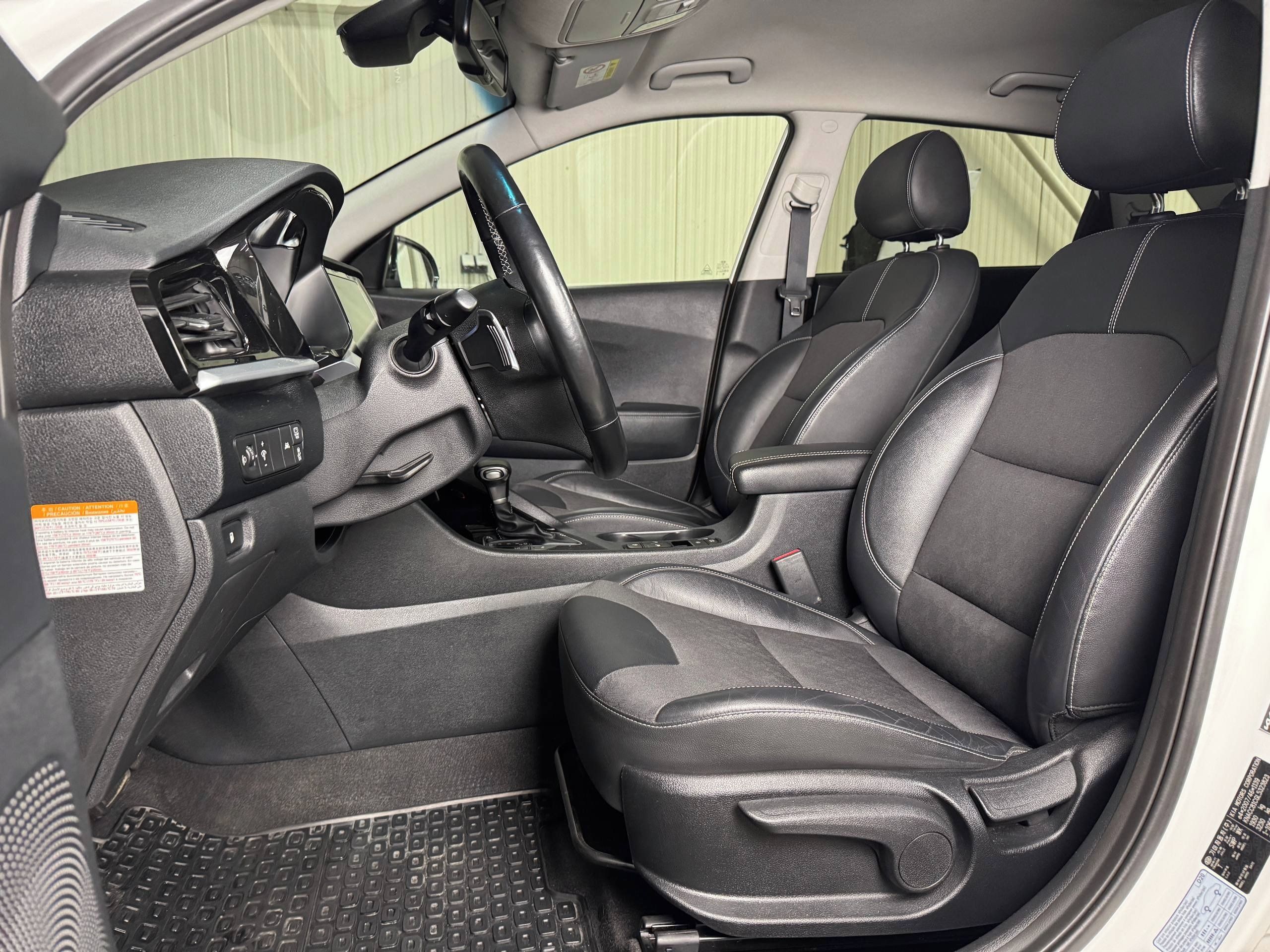Kia Niro, HEV, ČR, Serviska, Záruka - fotka 6
