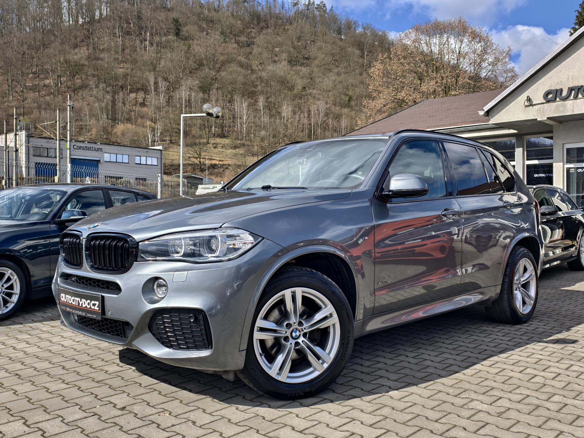BMW X5, xDrive30d 190kW M-Paket, ČR - fotka 3