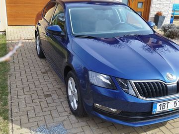 1.5 TSI 110 kW, DSG, Ambition