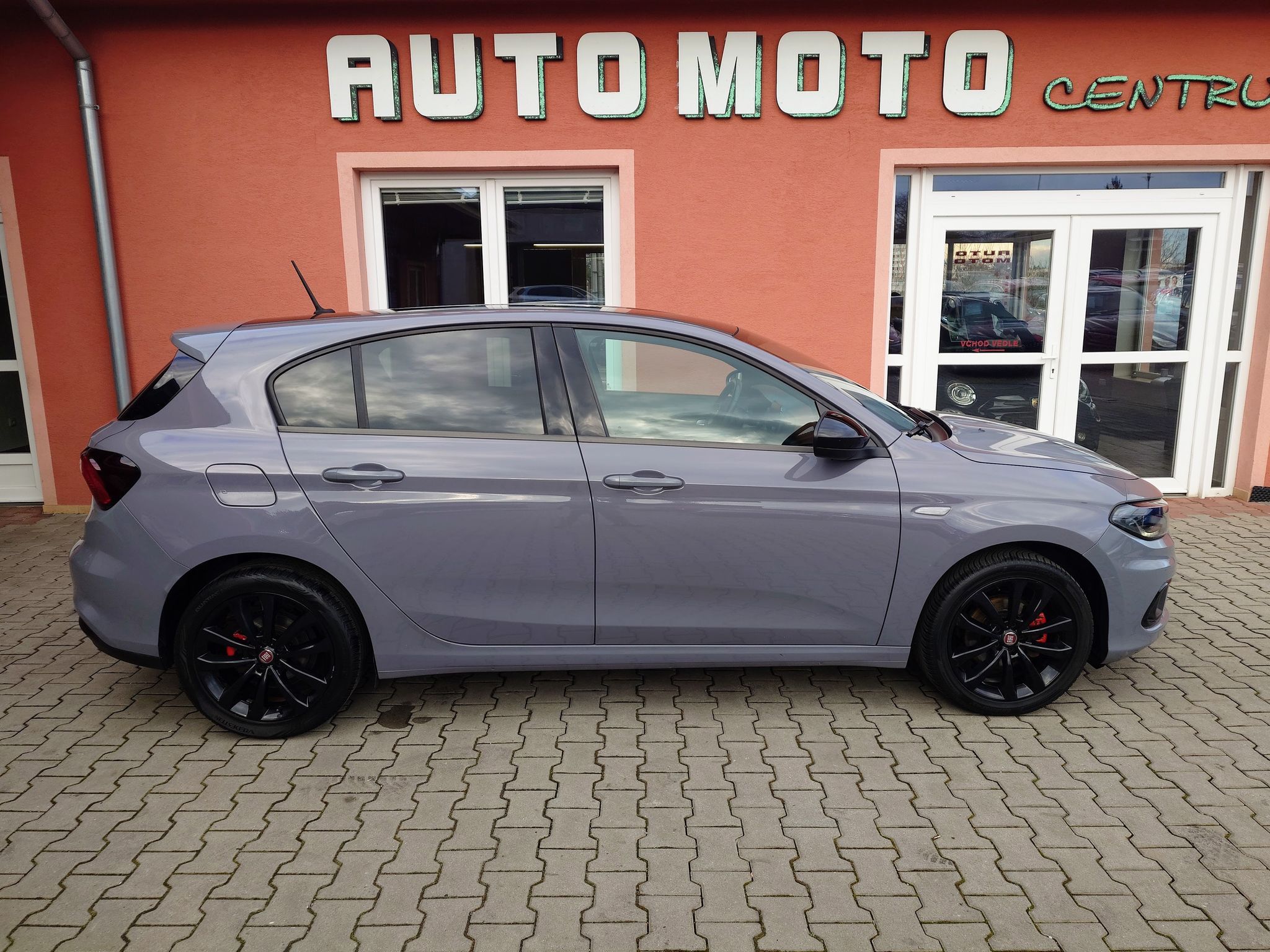 Fiat Tipo, 1.4 S-Design 88 kW - fotka 5
