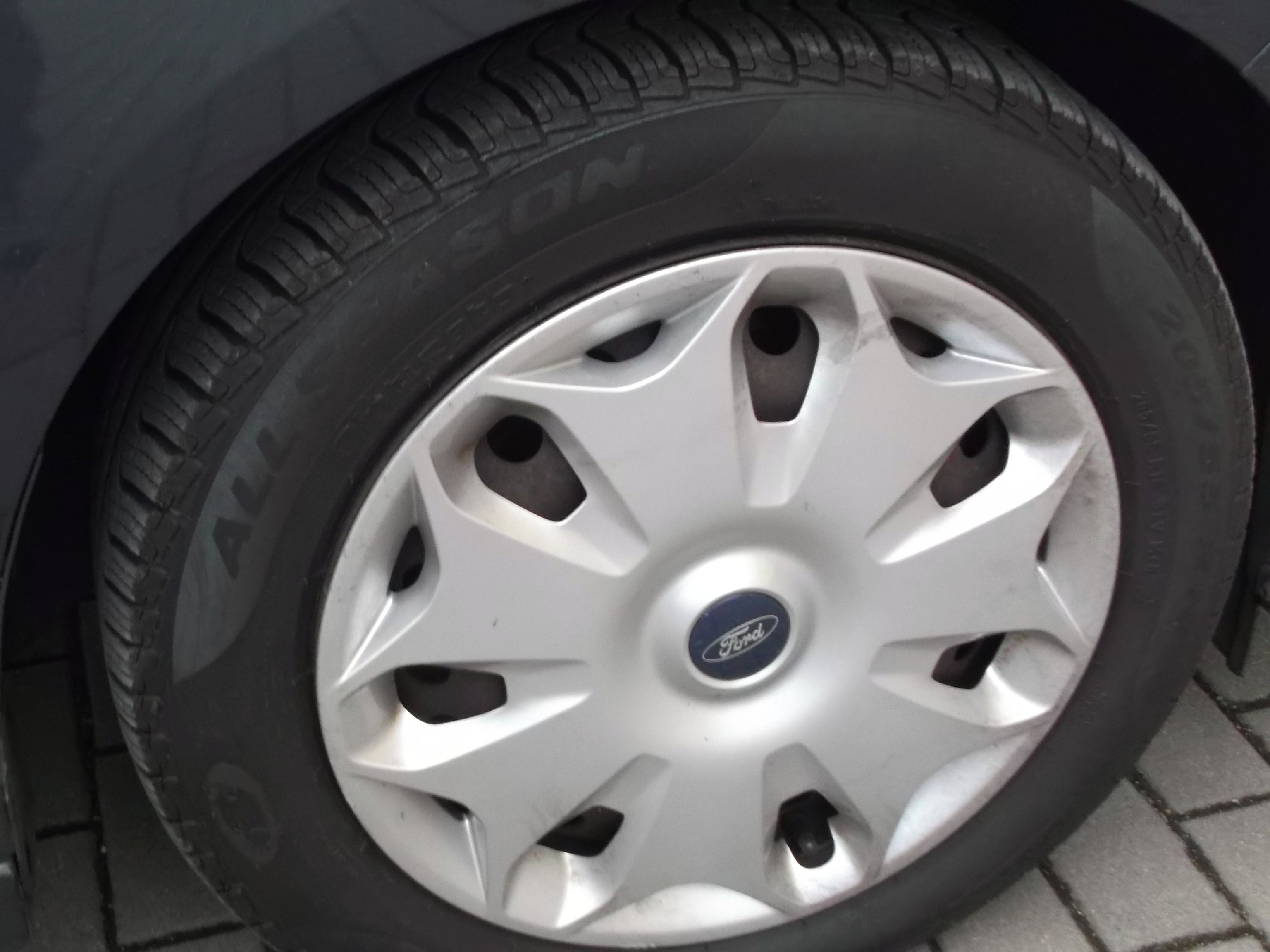 Ford C-MAX, 1,6 16V aut.klima,temp,servisk - fotka 5