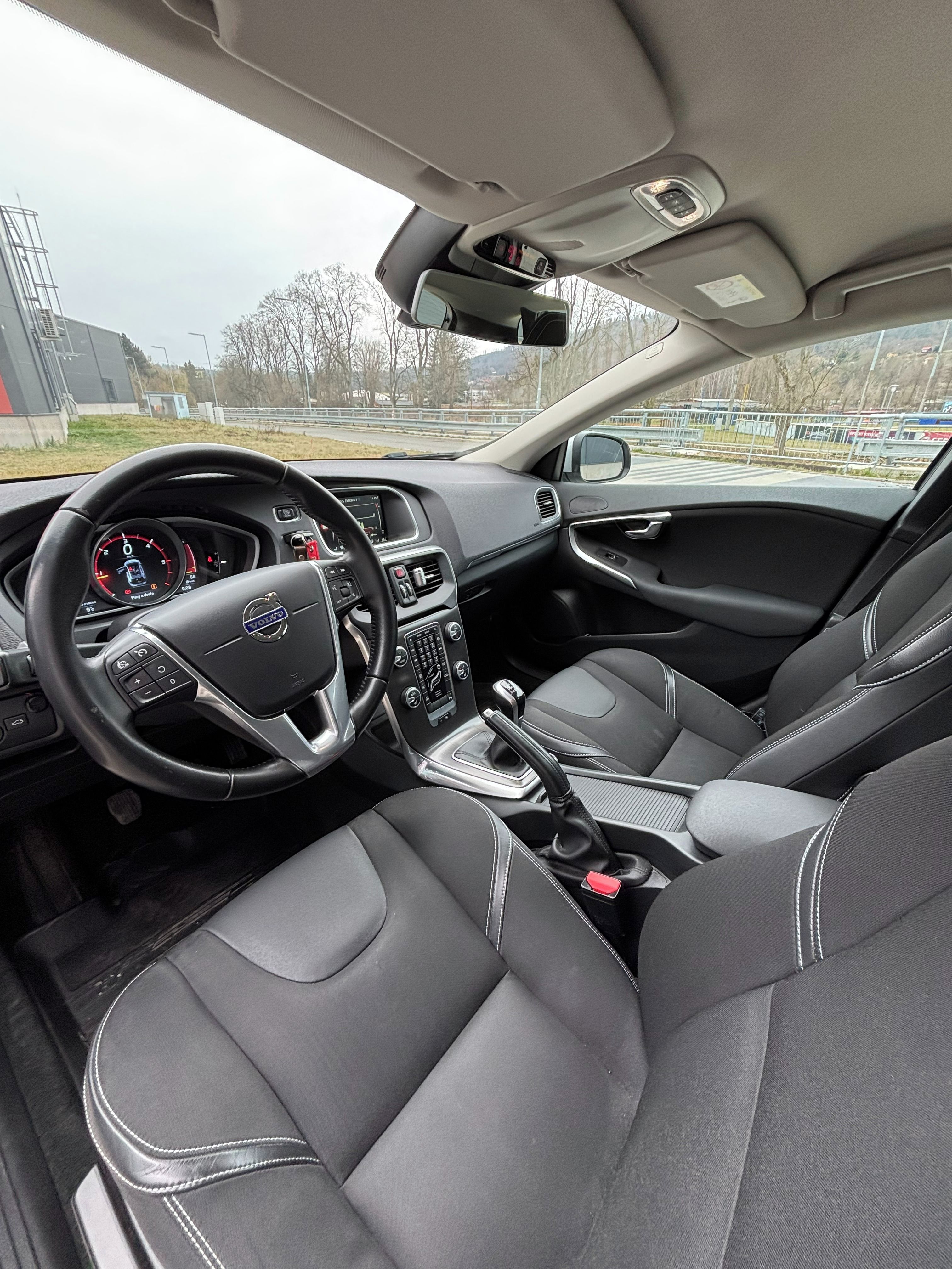 Volvo V40, Volvo V40 D2 - fotka 6