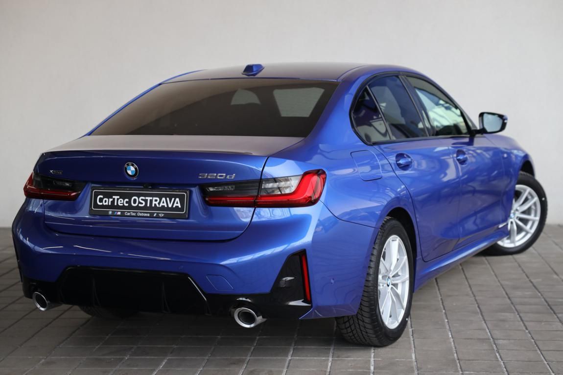 BMW Řada 3, 320d xDrive Sedan - fotka 3