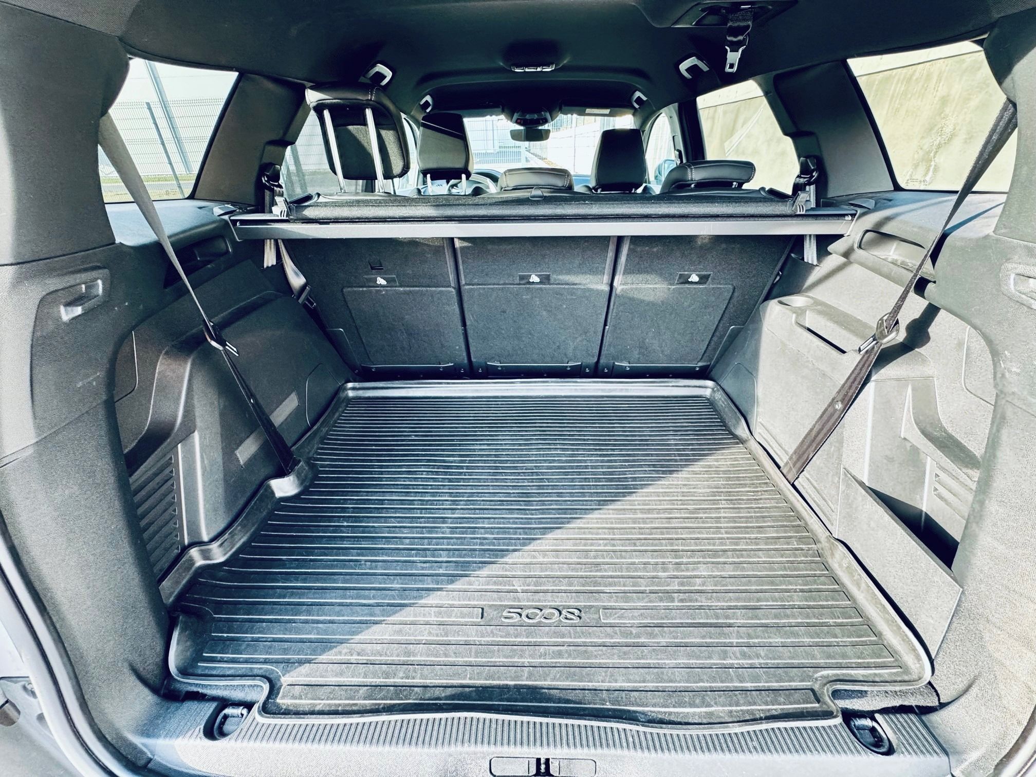 Peugeot 5008, Peugeot 5008 GT 1,5 BlueHDi - fotka 6