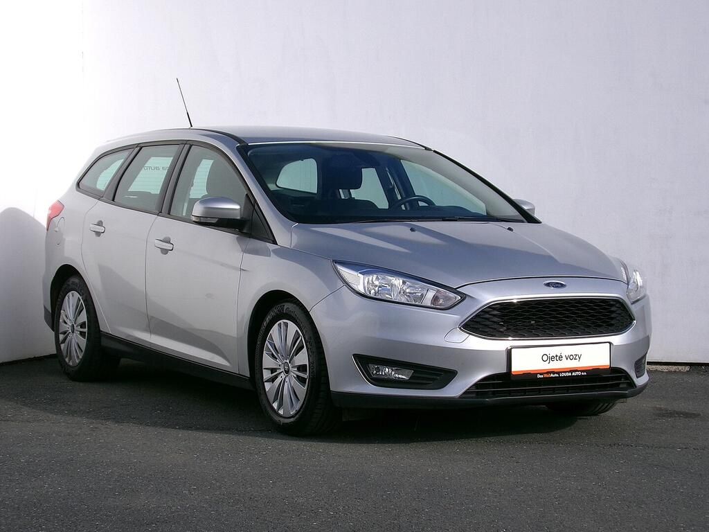 Ford Focus, 1.6 Tdci 70 kW - fotka 5