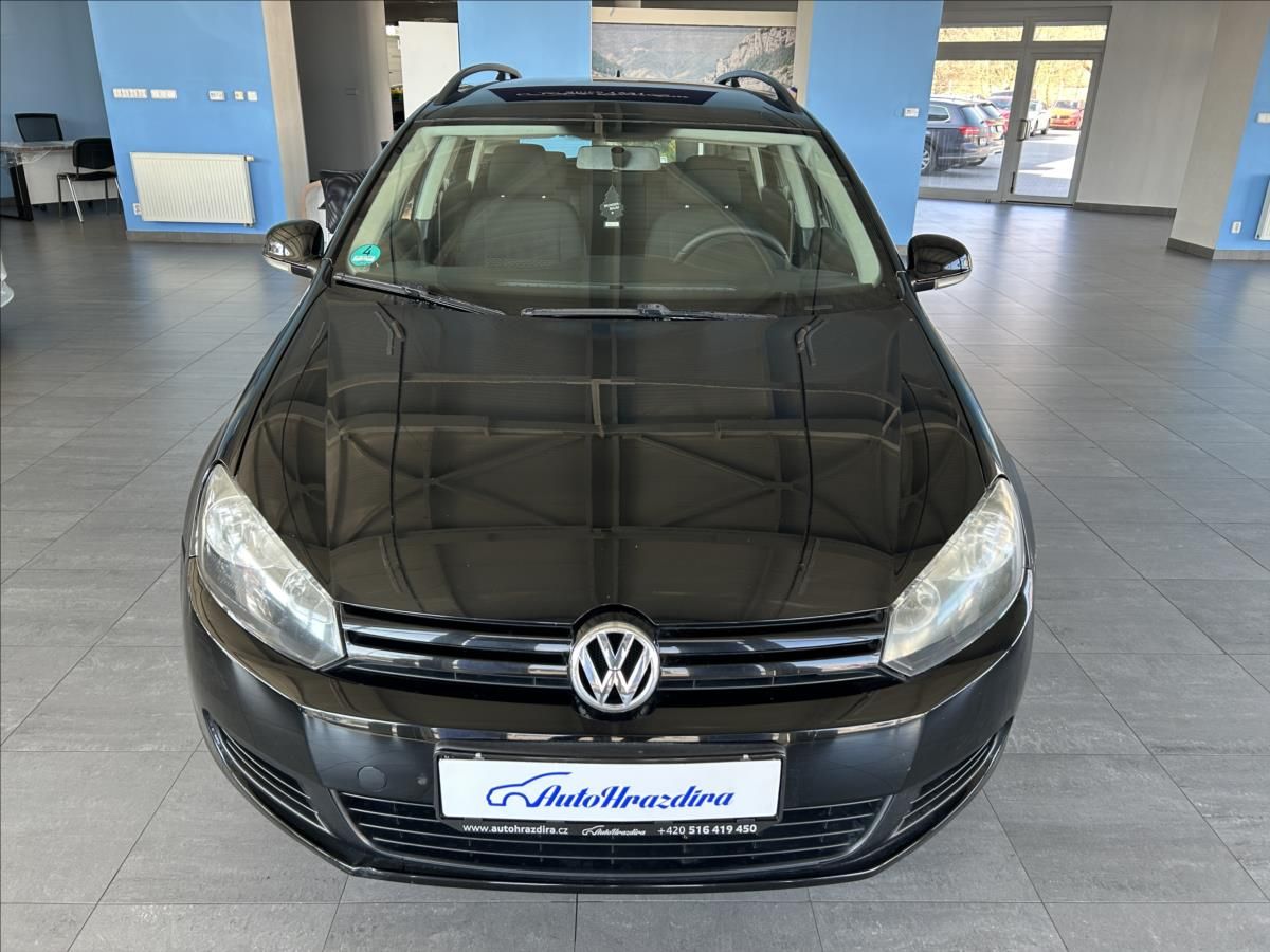 Volkswagen Golf, 1,6   TDI,SERVISKA,2.MAJITEL - fotka 2