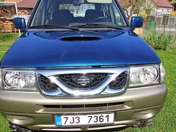 Nissan Terrano 2.7