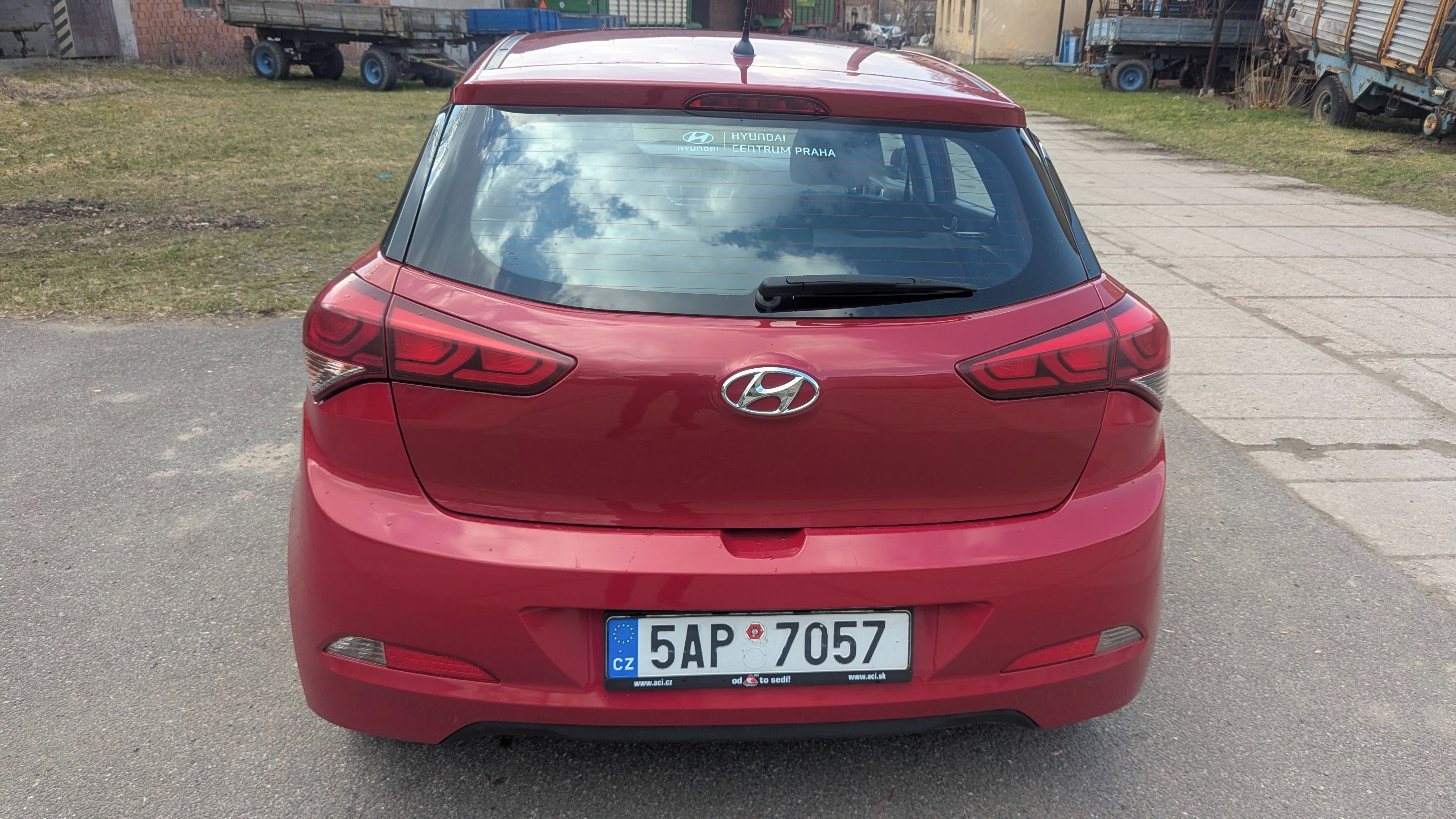 Hyundai i20, 1,1 CRDi, ČR, 1. maj., 4,5 l - fotka 5